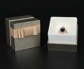 Inserzioni della schiuma della scatola di Flip Top Ivory Jewelry Gift senza piombo per Ring Pendant